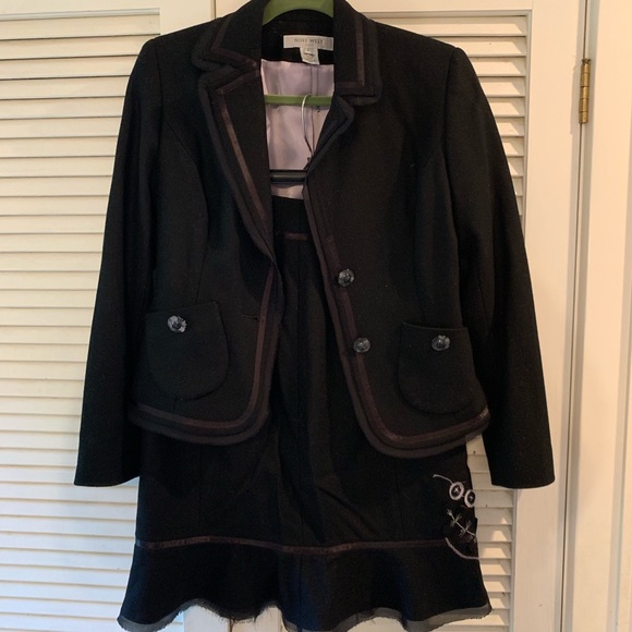 *VINTAGE* NINE WEST Wool Skirt Suit - Picture 8 of 8